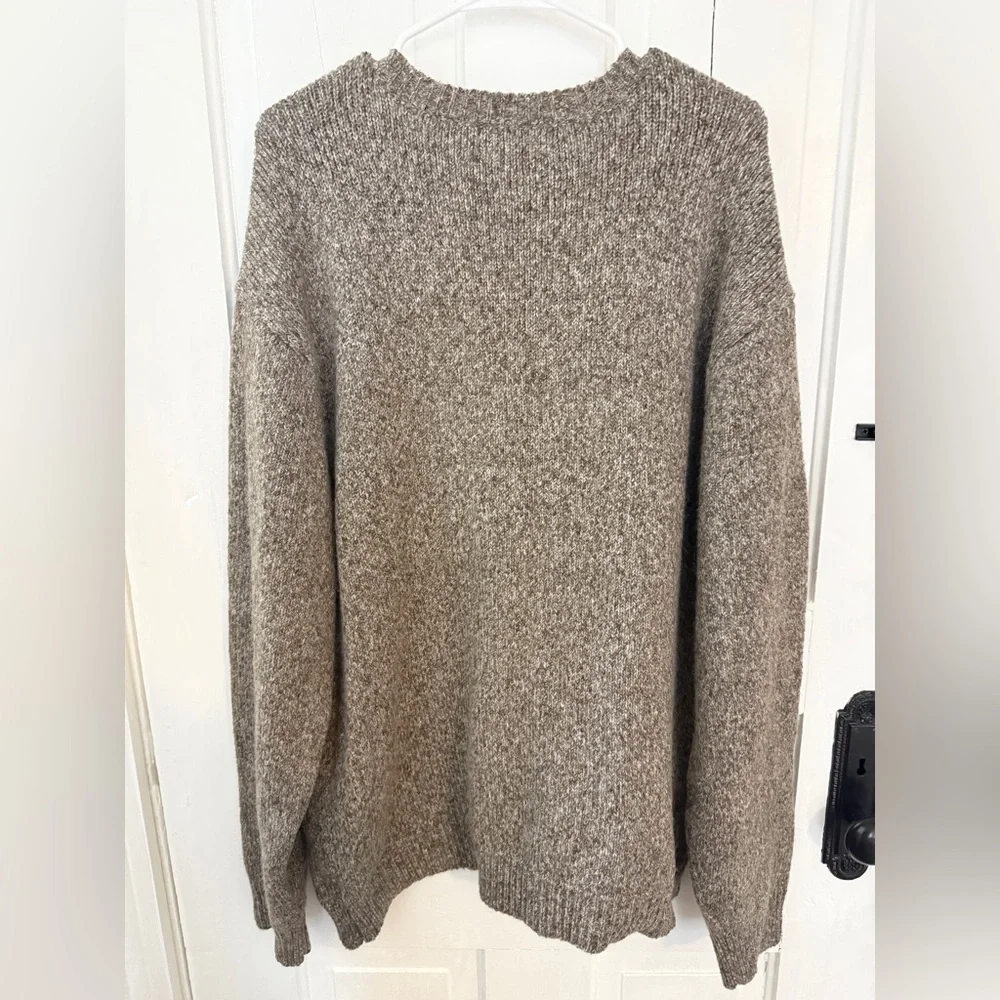 NWT Forever 21 Men's Tan/Brown Oversized Wildlife sweater size large